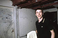 thumbnail link to photograph smiling Paul Weller backstage